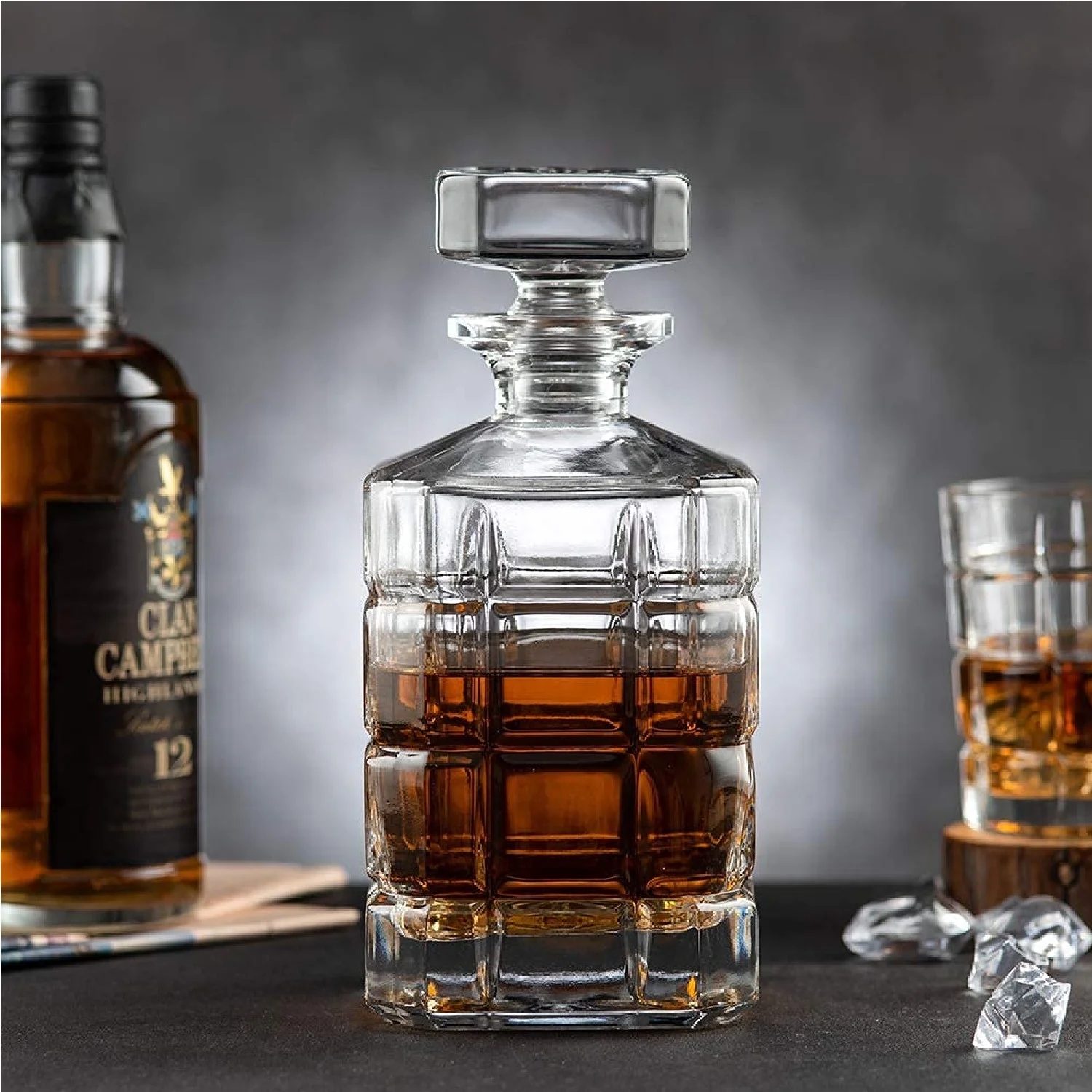 Square Cube Cut Whiskey Decanter, 900ml - Image 2